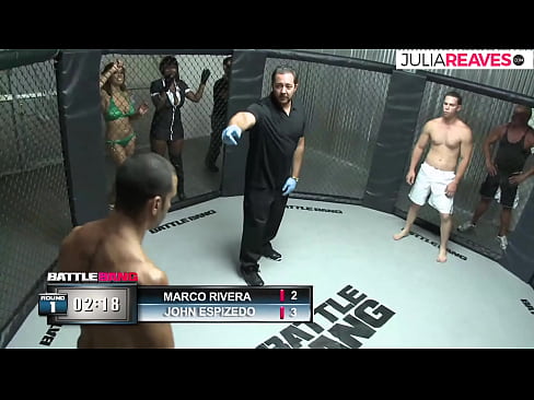 ❤️ Ultimate Fighter fucks tifla numru dritt wara ġlieda fiċ-ċirku Porn Russu lilna ❌