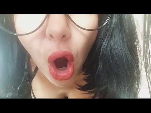 ❤️ Għasel, il-mammma tiegħek mhux se tħallik tmur l-iskola llum... Għandi bżonnek wisq... Porn Russu lilna ❌