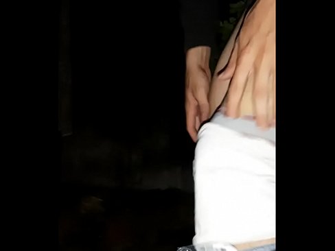 ❤️ Il-ġar tiegħi qabeż fuq il-ħajt tal-kwarantina tiegħi Porn Russu lilna ❌