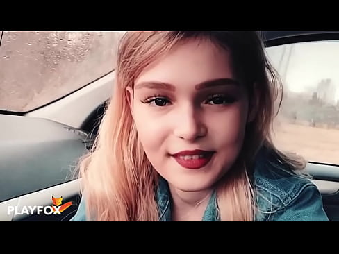 ❤️ Sexy babe ferħana terda fuq karta ta 'skont Porn Russu lilna ❌